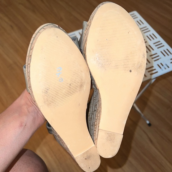 Steven madden wedges - Picture 8 of 10